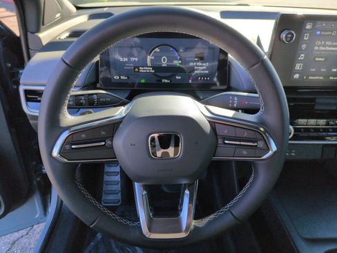 Used 2025 Honda Prologue Touring image 18