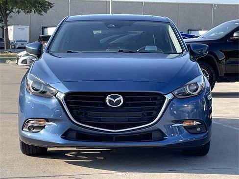 Used 2018 MAZDA MAZDA3 Grand Touring image 7