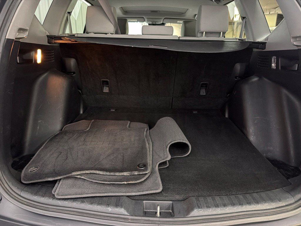 Used 2017 Honda CR-V EX image 11