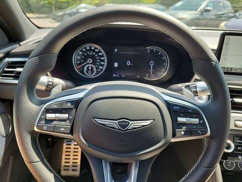 Used 2025 Genesis G70 2.5T w/ Sport Prestige Package image 17