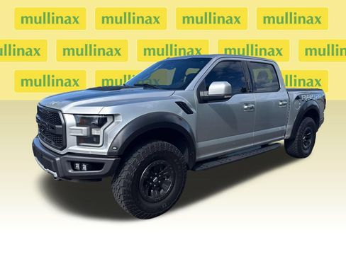 Used 2017 Ford F150 Raptor w/ Equipment Group 802A Luxury AWD/4WD image 14