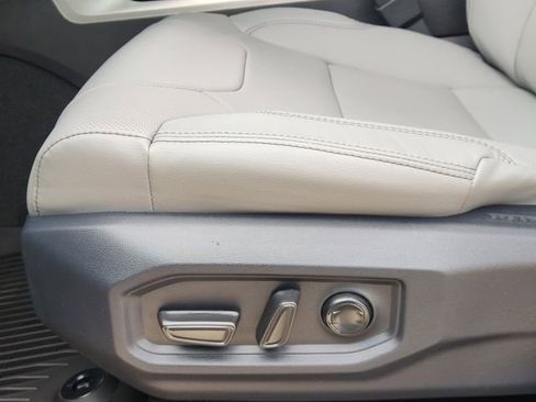 New 2026 Toyota Tundra Limited AWD/4WD image 22