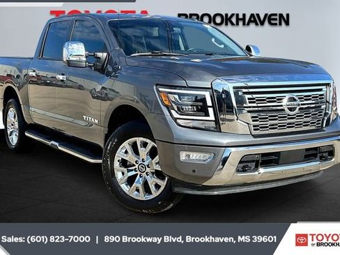 Used 2021 Nissan Titan SL w/ Moonroof Package image 1