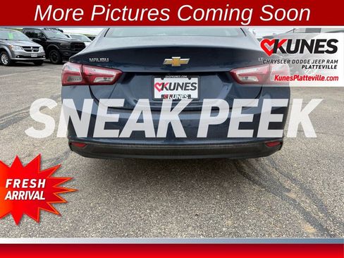 Used 2022 Chevrolet Malibu LT FWD image 9