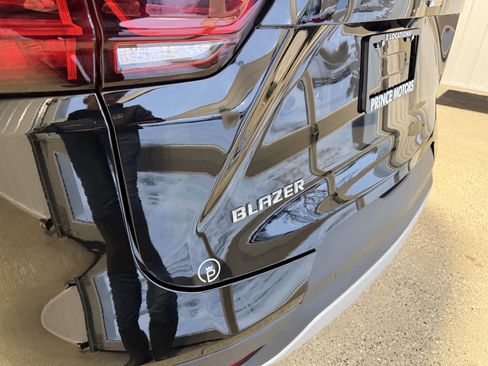 Used 2024 Chevrolet Blazer LT w/ Convenience Package image 47