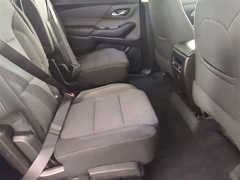 Certified 2020 Chevrolet Traverse LT image 25