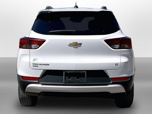 Used 2025 Chevrolet TrailBlazer LT AWD/4WD image 4