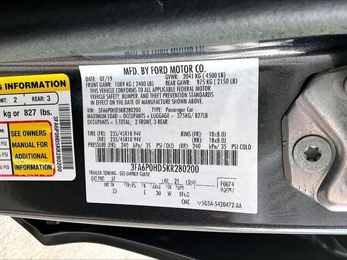 Used 2019 Ford Fusion SE w/ Equipment Group 151A FWD image 30