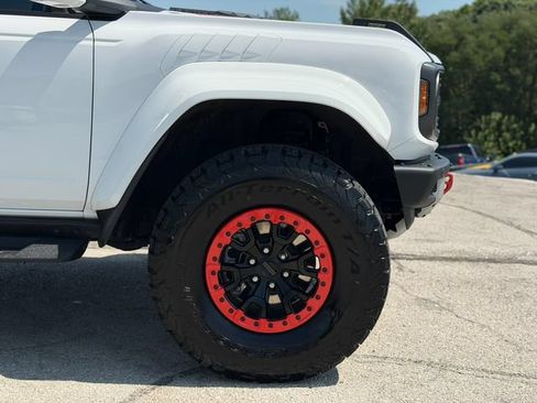 Used 2025 Ford Bronco Raptor AWD/4WD image 9