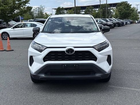 Used 2022 Toyota RAV4 LE FWD image 6
