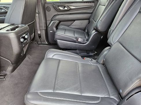 Used 2023 GMC Yukon Denali AWD/4WD image 31