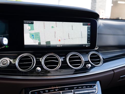 Used 2018 Mercedes-Benz E 63 AMG S image 22