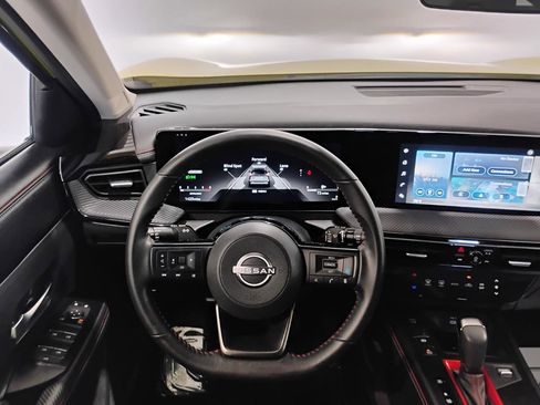 Used 2025 Nissan Kicks SR w/ Illumination Package image 20