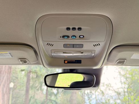 Used 2014 Chevrolet Volt Premium w/ Premium Trim Package image 49