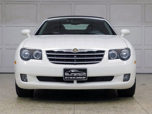 Used 2005 Chrysler Crossfire Limited RWD image 4