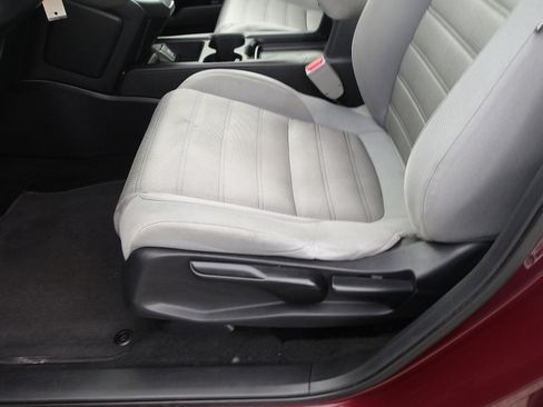 Used 2019 Honda CR-V LX image 13