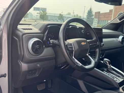 Used 2024 Chevrolet Colorado LT w/ Advanced Trailering Package AWD/4WD image 11