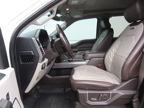 Used 2019 Ford F150 Limited AWD/4WD image 13