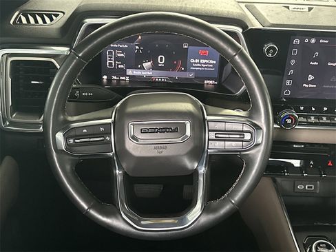 Certified 2023 GMC Canyon Denali image 15