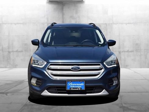 Used 2018 Ford Escape SEL w/ Ford Safe & Smart Package FWD image 4