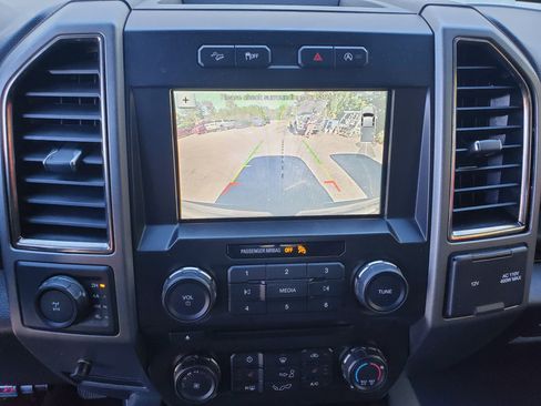 Used 2018 Ford F150 Raptor w/ Equipment Group 801A Mid image 42