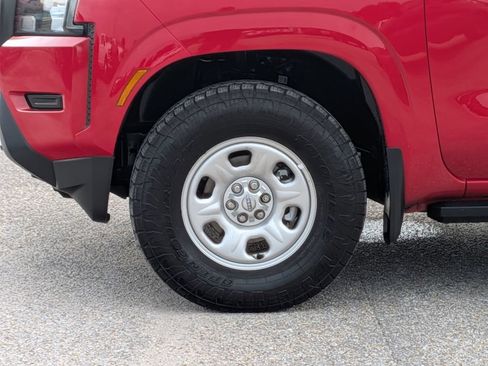 Used 2022 Nissan Frontier S w/ Technology Package AWD/4WD image 11