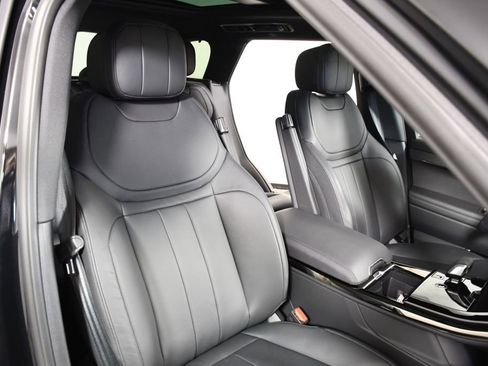 Certified 2025 Land Rover Range Rover Sport Dynamic SE AWD/4WD image 19