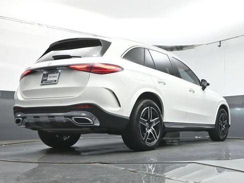 Used 2026 Mercedes-Benz GLC 300 image 40