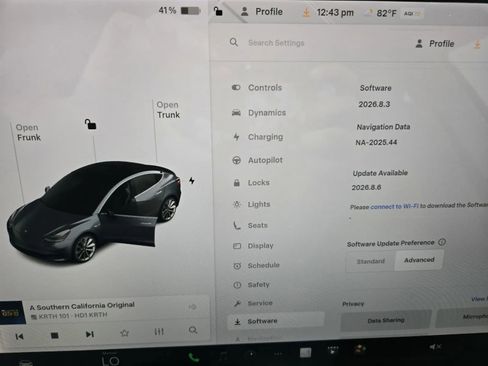 Used 2018 Tesla Model 3 Mid Range RWD image 17