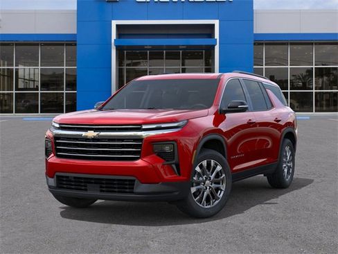 New 2026 Chevrolet Traverse LT w/ Sun and Wheel Package image 7