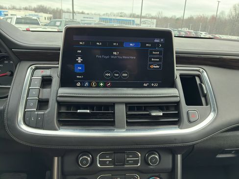 Used 2021 Chevrolet Tahoe Z71 w/ Z71 Signature Package image 12