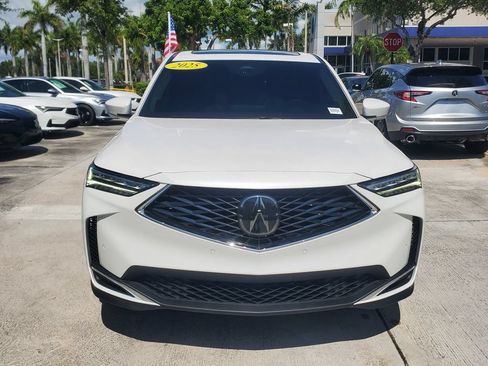 Used 2025 Acura MDX FWD w/ Technology Package image 2