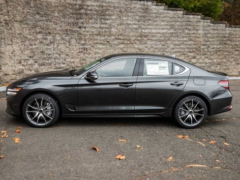 New 2026 Genesis G70 2.5T image 5