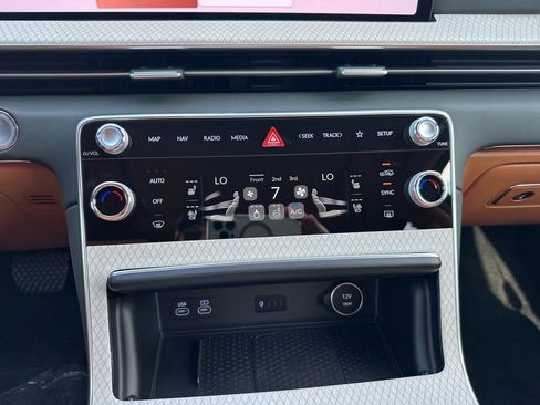 New 2026 Genesis GV80 3.5T Advanced AWD/4WD image 27