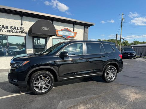 Used 2023 Honda Passport EX-L image 2