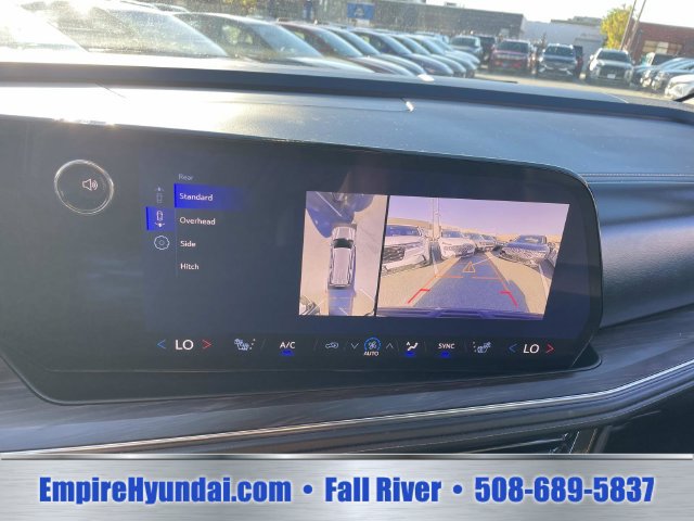 Used 2025 Chevrolet Tahoe LT AWD/4WD image 24