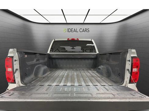 Used 2017 Chevrolet Silverado 1500 Custom w/ Custom Convenience Package RWD image 20