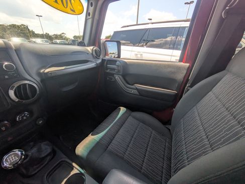 Used 2012 Jeep Wrangler Sport AWD/4WD image 13