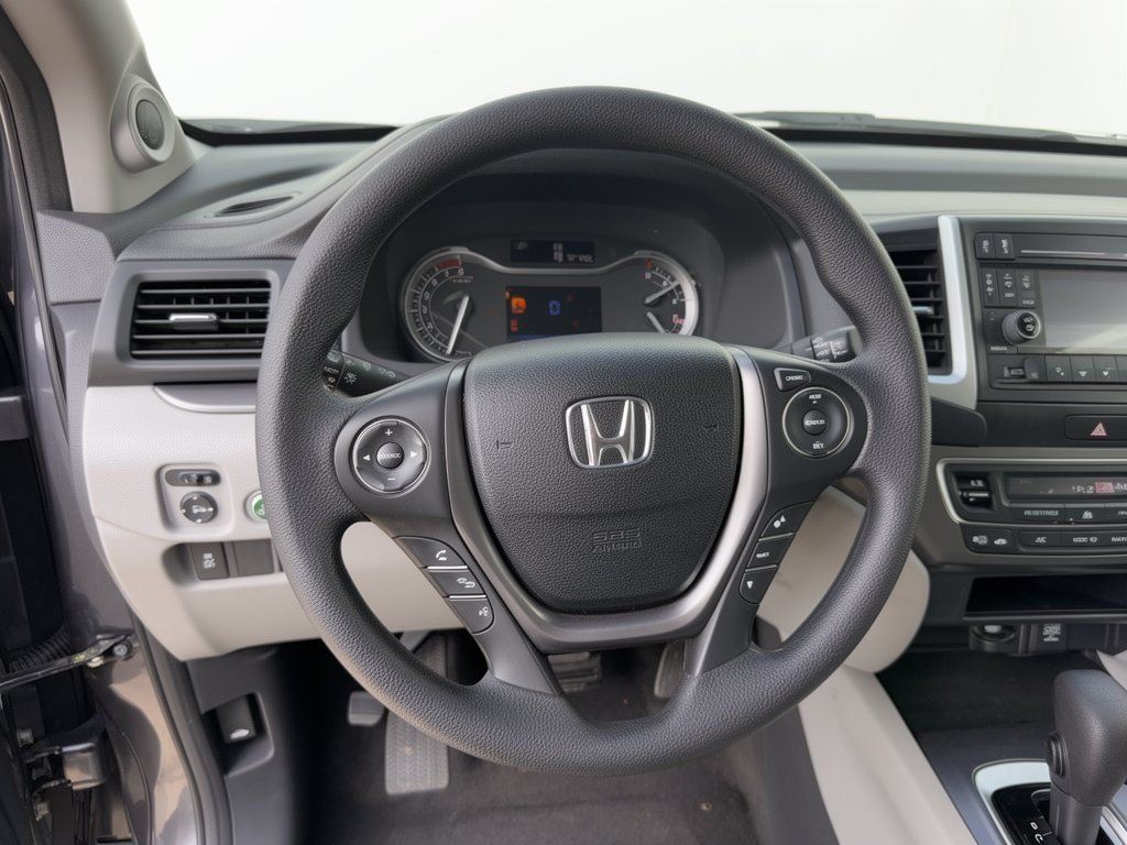 Used 2016 Honda Pilot LX image 10