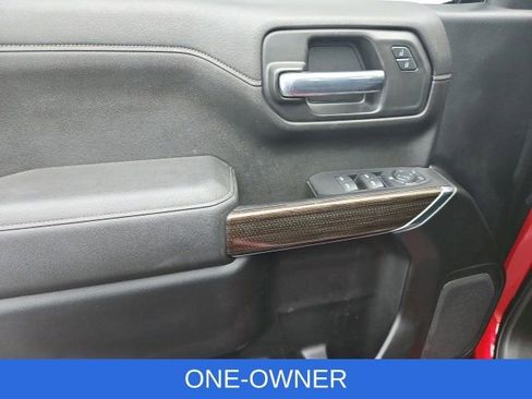 Used 2021 Chevrolet Silverado 1500 LT Trail Boss w/ Bed Protection Package AWD/4WD image 4