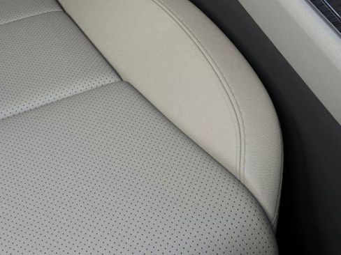 New 2026 Lincoln Aviator Reserve w/ Jet Appearance Package image 16