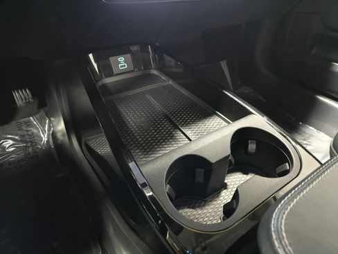 Used 2021 Ford Mustang Mach-E Select image 26