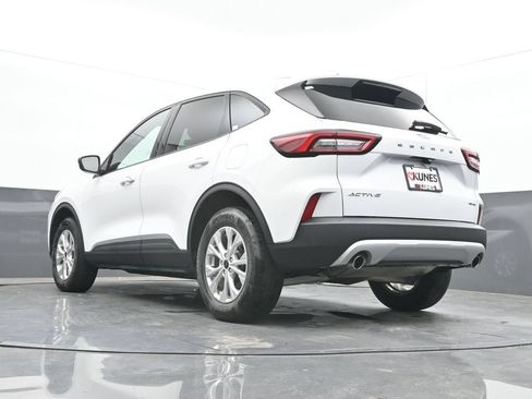 Used 2025 Ford Escape Active AWD/4WD image 49