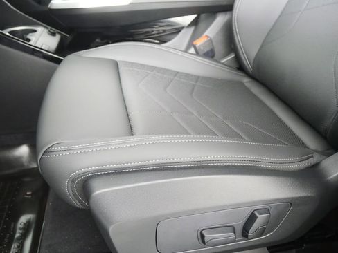 Used 2025 BMW X1 xDrive28i w/ Convenience Package image 9