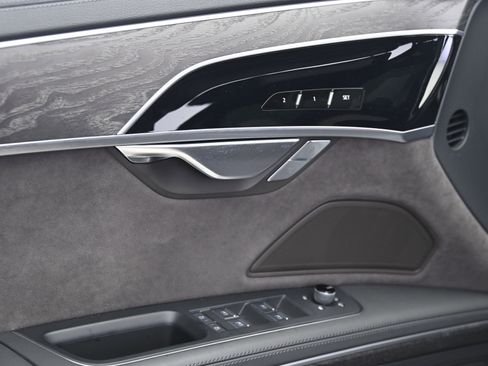 Used 2023 Audi A8 L 3.0T image 27