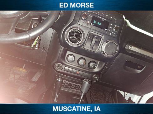 Used 2016 Jeep Wrangler Sport image 15