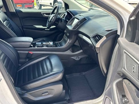 Used 2019 Ford Edge SEL w/ Equipment Group 201A AWD/4WD image 14