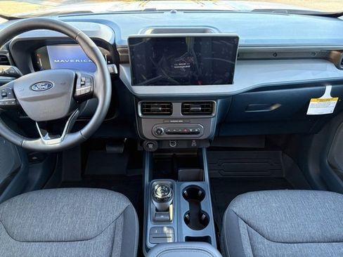 New 2025 Ford Maverick XLT w/ XLT Luxury Package image 23