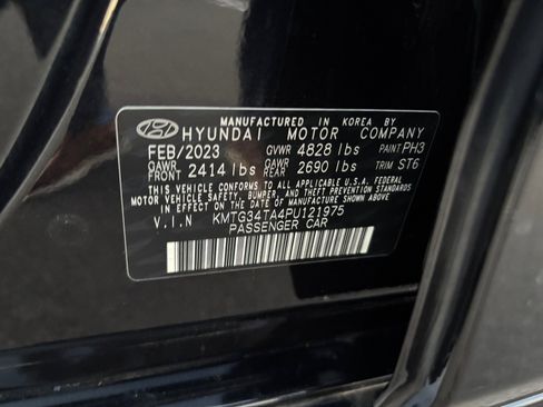 Used 2023 Genesis G70 2.0T w/ Sport Prestige Package image 25