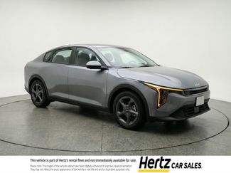 Used 2025 Kia K4 LXS video 1